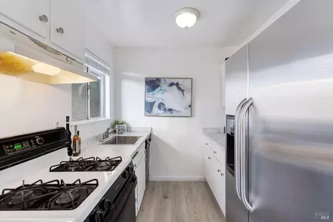 23 Dutton Ct, Sausalito, CA 94965 photo 14