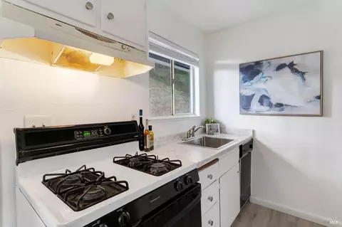 23 Dutton Ct, Sausalito, CA 94965 photo 17