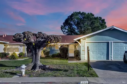 115 Monterey Dr, Vacaville, CA 95687