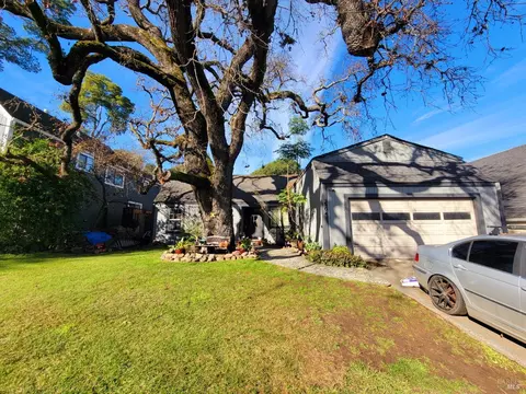 504 Malobar Dr, Novato, CA 94945