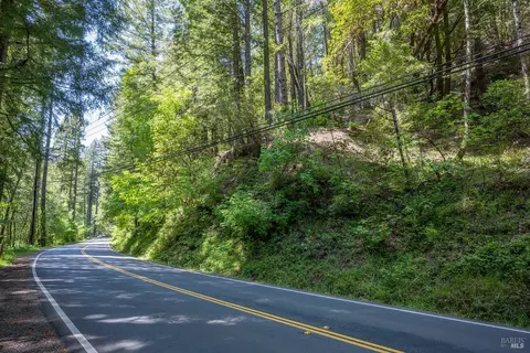 7925 Bohemian Hwy, Occidental, CA 95465