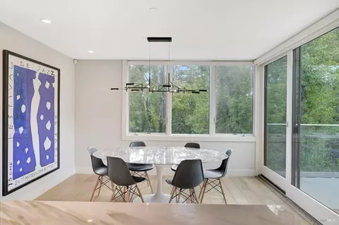 Dining - 14 Walnut Ave, Larkspur, CA 94939 photo 3 of 4
