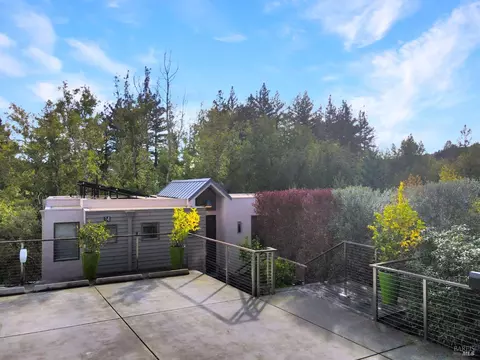 Exterior - 14 Walnut Ave, Larkspur, CA 94939 photo 4 of 5
