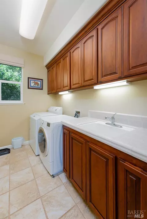2520 Bartlett Ct, Ukiah, CA 95482 photo 24
