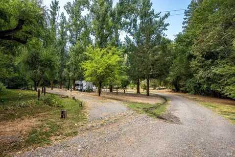 View/Area - 30661 N Highway 101 Hwy, Willits, CA 95490 photo 2 of 9
