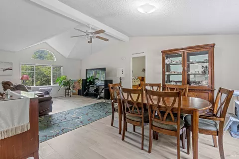 Dining - 30661 N Highway 101 Hwy, Willits, CA 95490 photo 1 of 2