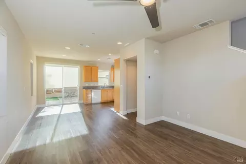 39 Lipton Way, Cotati, CA 94931 photo 4