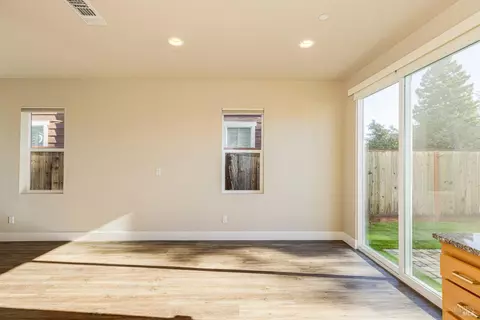 39 Lipton Way, Cotati, CA 94931 photo 5