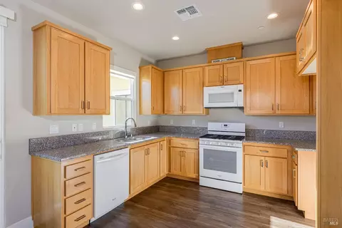 39 Lipton Way, Cotati, CA 94931 photo 6