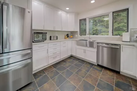 418 Hays Ln, Vallejo, CA 94591 photo 25