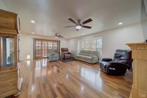 418 Hays Ln, Vallejo, CA 94591 photo 32