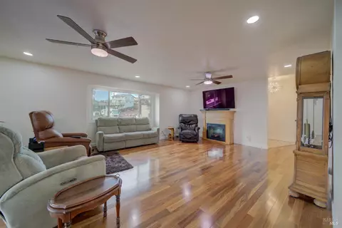 418 Hays Ln, Vallejo, CA 94591 photo 31