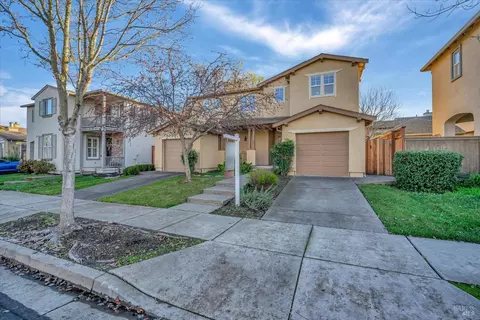 527 Cork St, Windsor, CA 95492 photo 2