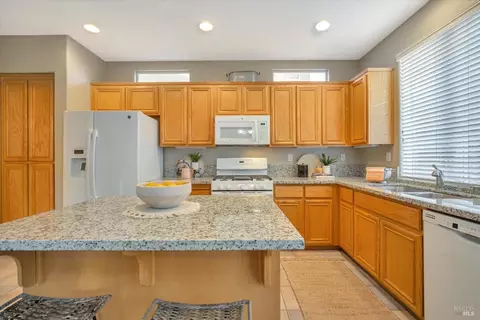 527 Cork St, Windsor, CA 95492 photo 19