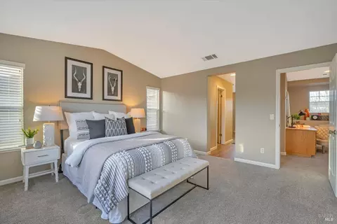 527 Cork St, Windsor, CA 95492 photo 28