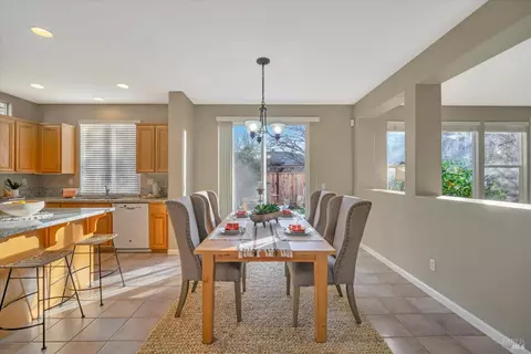527 Cork St, Windsor, CA 95492 photo 21