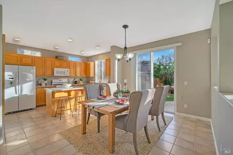 527 Cork St, Windsor, CA 95492 photo 20