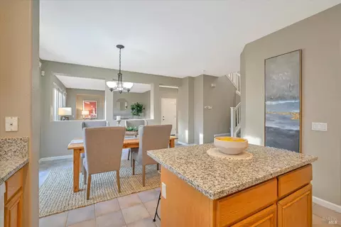 527 Cork St, Windsor, CA 95492 photo 18