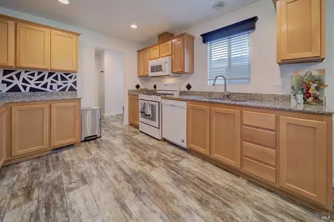 55 Pacifica Ave #111, Bay Point, CA 94565 photo 11