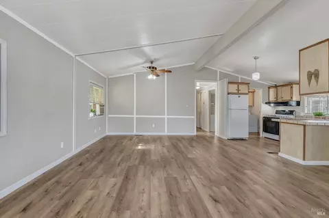 260 American Canyon Rd #18, American Canyon, CA 94503