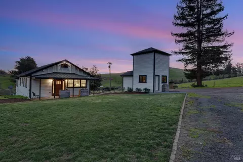 1263 Rose Ave, Penngrove, CA 94951