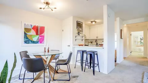 92 Anchorage Rd, Sausalito, CA 94965 photo 6