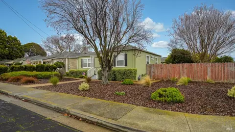 1001 Glenwood St, Vallejo, CA 94591 photo 2