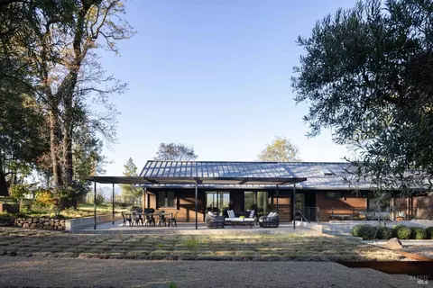 150 Petrified Forest Rd, Calistoga, CA 94515