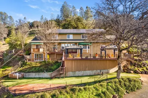 18790 Oak Grove Rd, Hidden Valley Lake, CA 95467