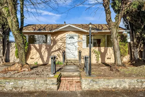 6382 Thirteenth Ave, Lucerne, CA 95458