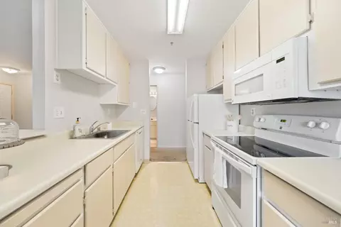 511 Lighthouse Dr, Vallejo, CA 94590 photo 16