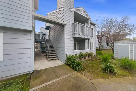 511 Lighthouse Dr, Vallejo, CA 94590 photo 8