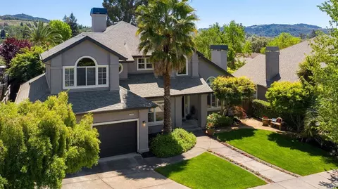 4744 Devonshire Pl, Santa Rosa, CA 95405