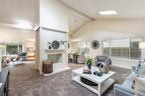 3003 Baywood Ln, Napa, CA 94558