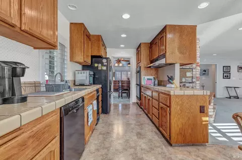 199 Lippizan Dr, Vallejo, CA 94591 photo 7