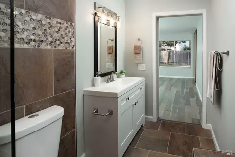 650 W H St, Dixon, CA 95620 photo 34