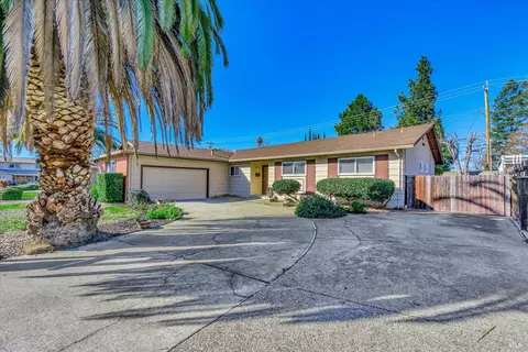 3435 Klamath Woods Pl, Concord, CA 94518