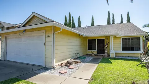 186 Raleigh Dr, Fairfield, CA 94533 photo 3