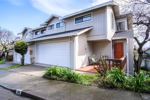 22 Birchwood Dr, Novato, CA 94947