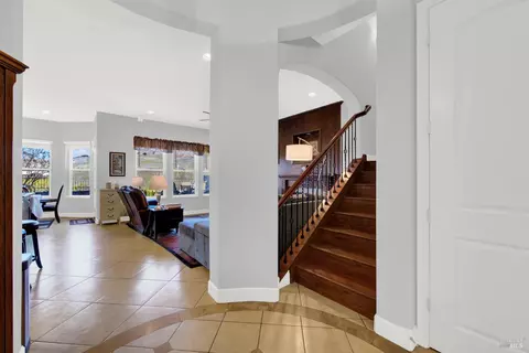 9292 Hallmark Pl, Vallejo, CA 94591 photo 6