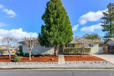 708 3rd St W, Sonoma, CA 95476