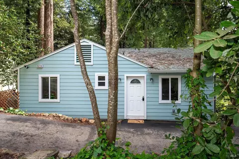 19220 Pine Glade, Guerneville, CA 95446