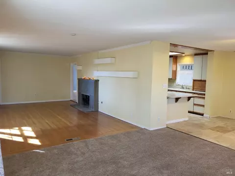 2470 Helen Ave, Vallejo, CA 94591 photo 2