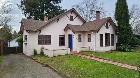 1626 Bryden Ln, Santa Rosa, CA 95404