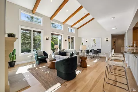 528 Montford Ave, Mill Valley, CA 94941