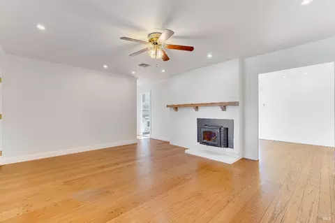 4411 Georgia St, Vallejo, CA 94591 photo 2