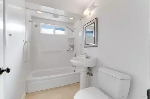 4411 Georgia St, Vallejo, CA 94591 photo 4