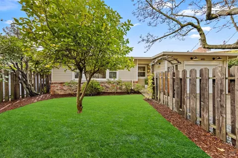 470 E Blithedale Ave, Mill Valley, CA 94941 photo 3