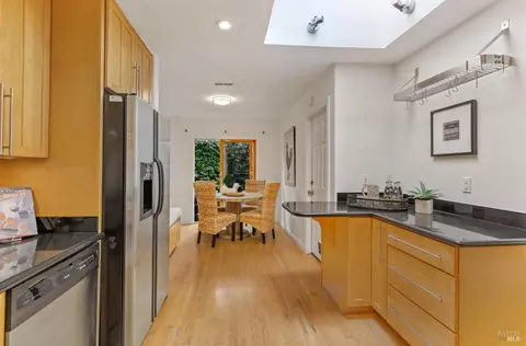 470 E Blithedale Ave, Mill Valley, CA 94941 photo 17
