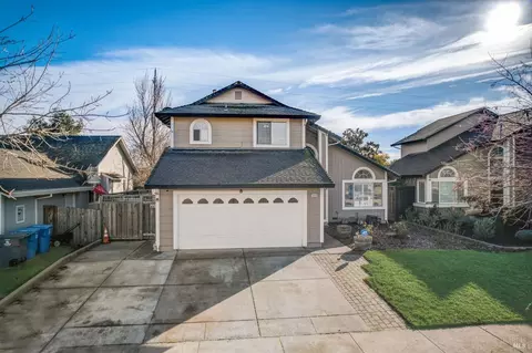 2469 W Lemur St, Santa Rosa, CA 95401